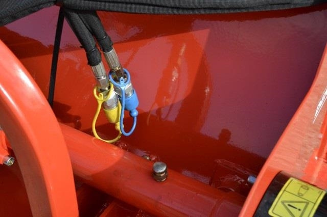 - - - boxer - Equipamento para Trator municipal: foto 3 - - - boxer - Equipamento para Trator municipal: foto 3