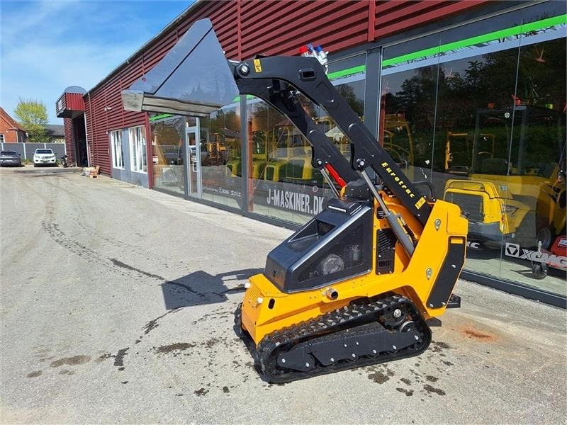 Eurotrac SK 10 - Mini pá carregadora: foto 1 Eurotrac SK 10 - Mini pá carregadora: foto 1