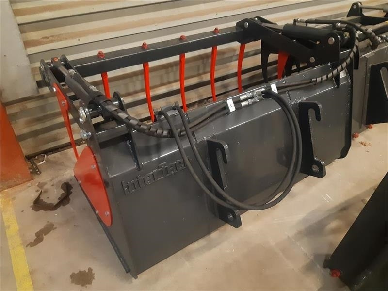 Eurotrac W11 - Balde carregador: foto 3 Eurotrac W11 - Balde carregador: foto 3