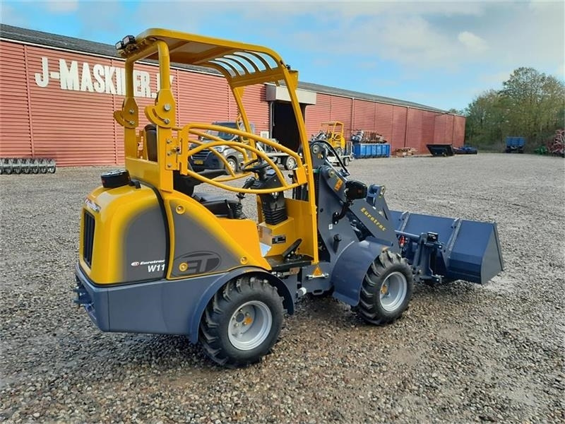 Carregadora articulada Eurotrac W11: foto 6
