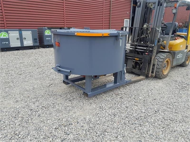 - - - FK MASCHINERY - Betoneira: foto 1 - - - FK MASCHINERY - Betoneira: foto 1