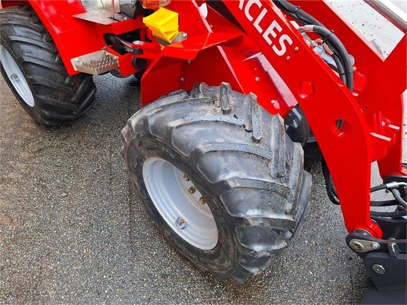 Carregadora articulada Heracles H190 LØFTER 1500KG: foto 8