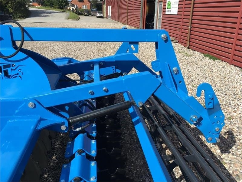 Inter-Tech J-Maskiner 300 Disc - Grades de discos: foto 5 Inter-Tech J-Maskiner 300 Disc - Grades de discos: foto 5