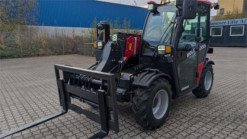 Mole 2615 - Empilhador telescópico: foto 2 Mole 2615 - Empilhador telescópico: foto 2