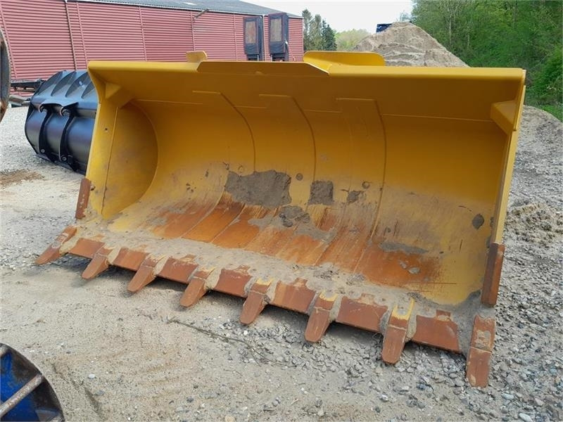 - - - SKOVL 3.1 KUBIK - Balde carregador: foto 1 - - - SKOVL 3.1 KUBIK - Balde carregador: foto 1