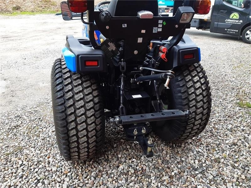 Solis 26 hst - Trator municipal: foto 3 Solis 26 hst - Trator municipal: foto 3