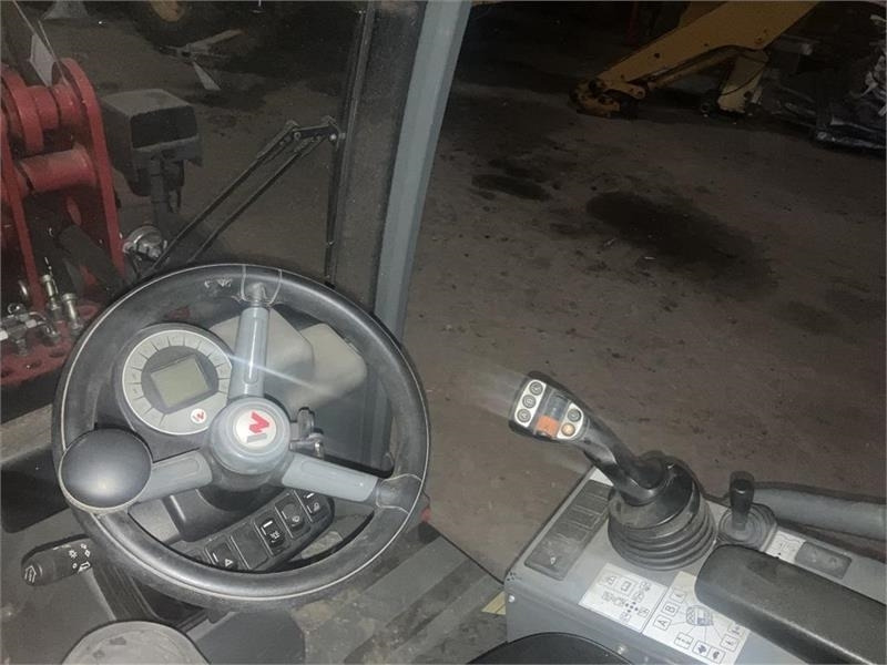 Carregadora articulada Weidemann 2070 LP: foto 7