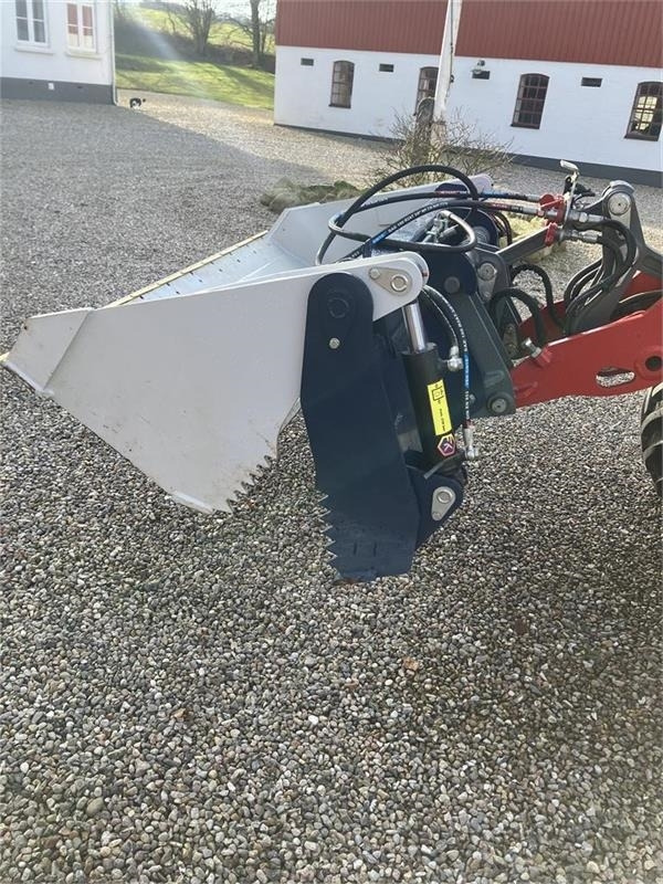 Carregadora articulada Weidemann 2070 LP: foto 9