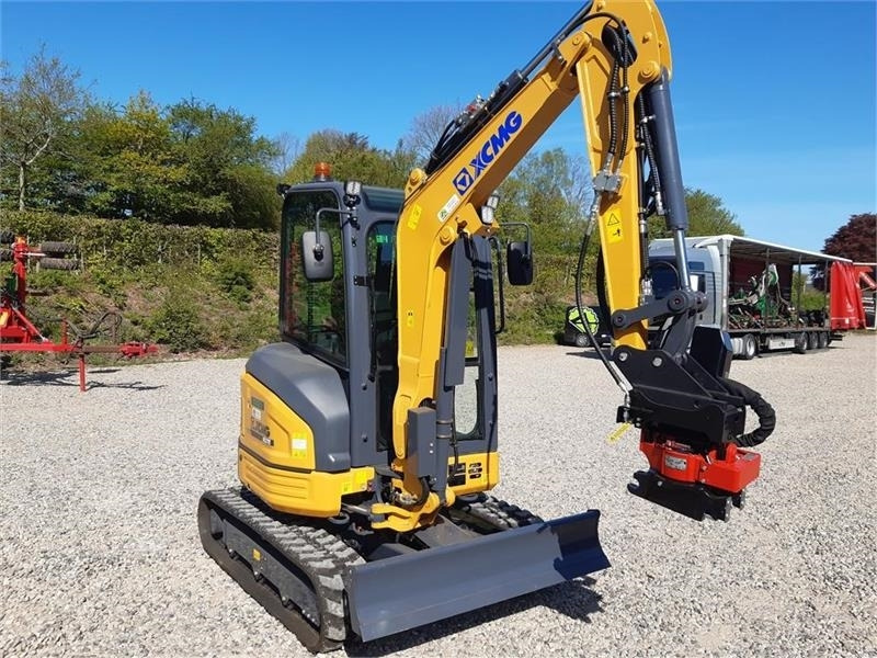 Locação financeira de XCMG xe27e med rototilt  XCMG xe27e med rototilt: foto 14