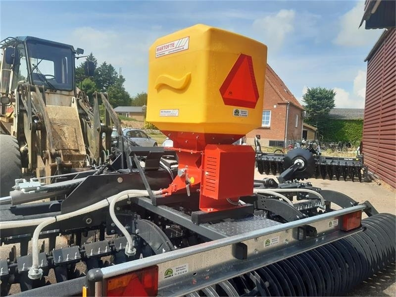 - - - technik plus - Semeadeira: foto 1 - - - technik plus - Semeadeira: foto 1