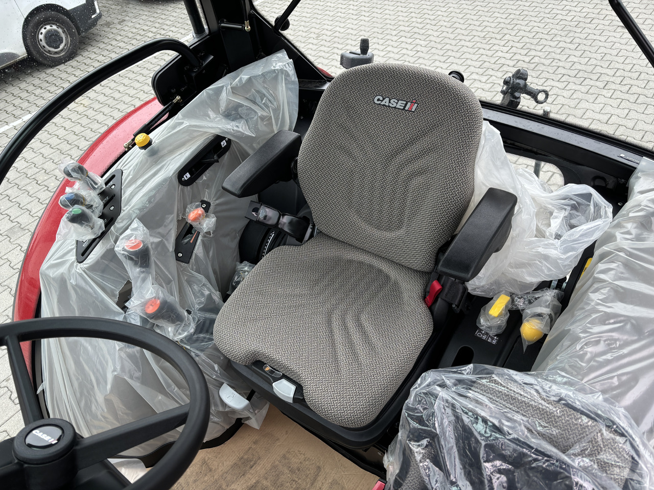 CASE FARMALL 100A - Trator: foto 5 CASE FARMALL 100A - Trator: foto 5