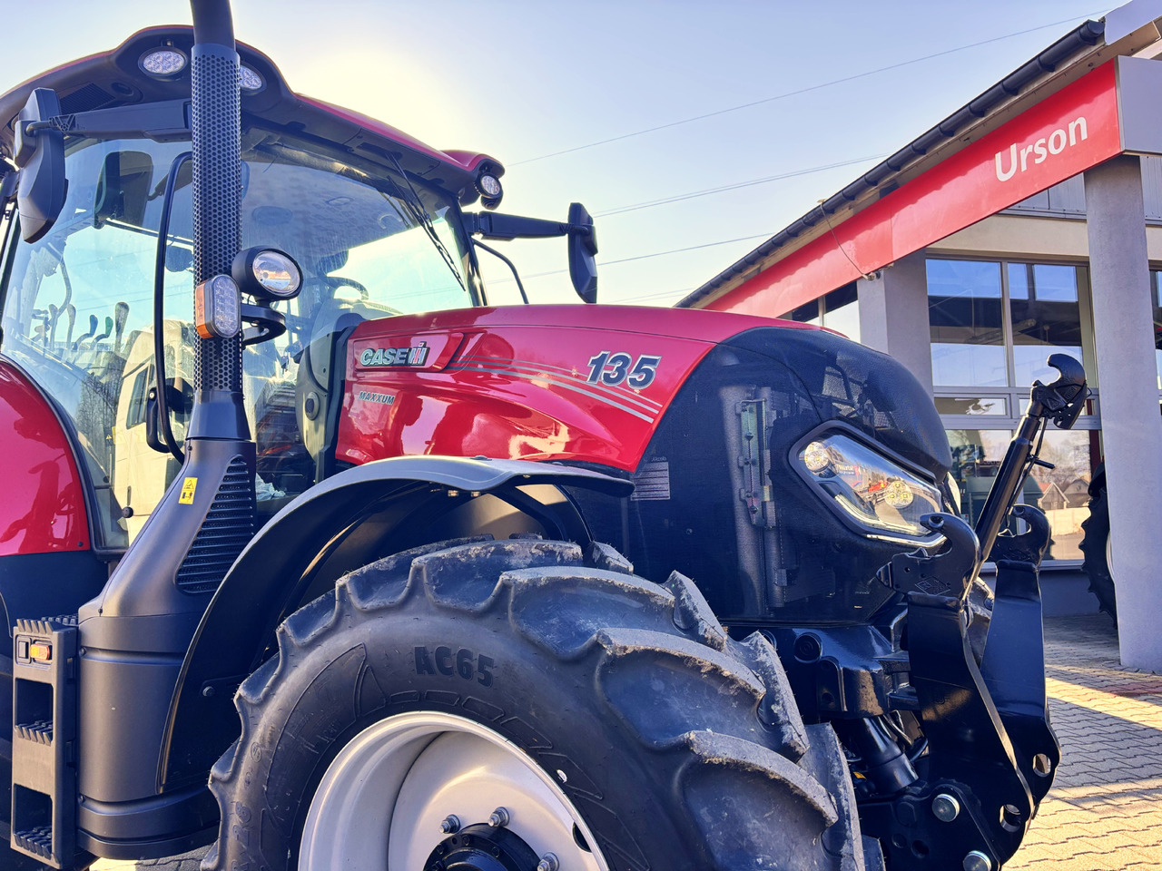 CASE Maxxum 135 - Trator: foto 1 CASE Maxxum 135 - Trator: foto 1