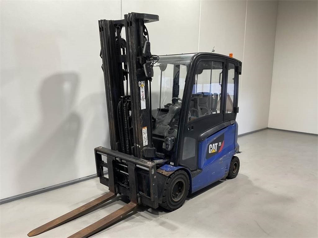 CAT EP35N - Empilhador elétrico: foto 4 CAT EP35N - Empilhador elétrico: foto 4