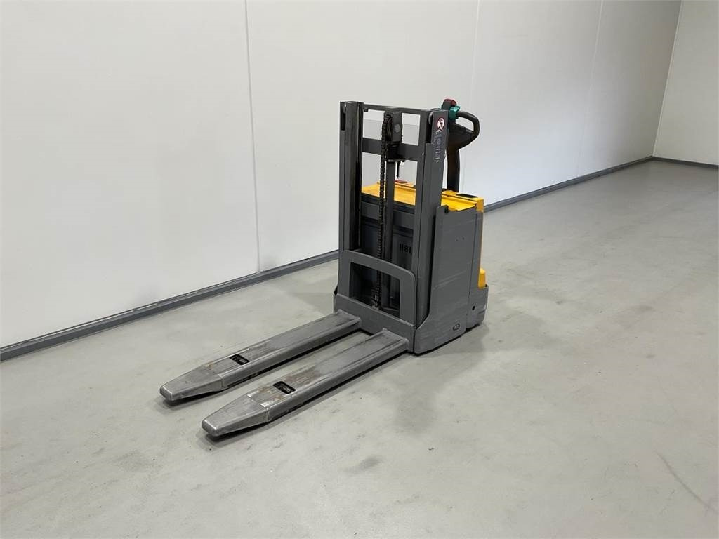 Jungheinrich EJD 118 - Stacker: foto 4 Jungheinrich EJD 118 - Stacker: foto 4