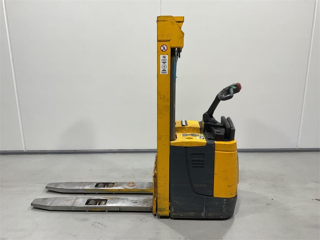 Jungheinrich ERC 214 - Stacker: foto 3 Jungheinrich ERC 214 - Stacker: foto 3