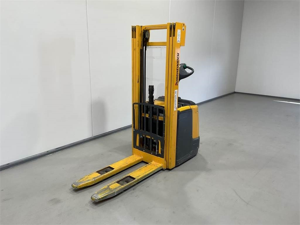 Jungheinrich ERC 214 - Stacker: foto 4 Jungheinrich ERC 214 - Stacker: foto 4