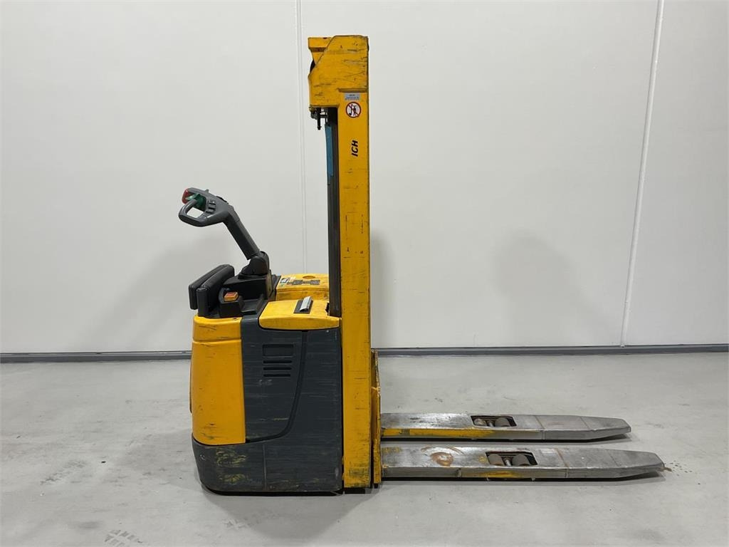 Jungheinrich ERC 214 - Stacker: foto 1 Jungheinrich ERC 214 - Stacker: foto 1