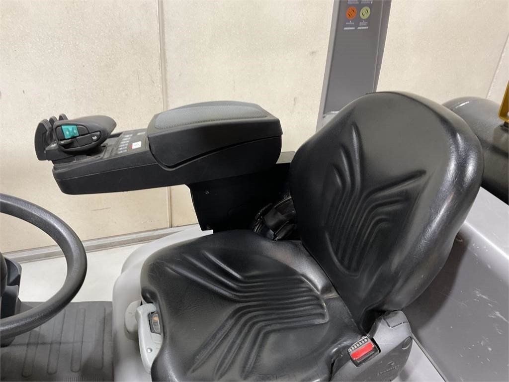 Jungheinrich TFG 316S - Empilhador a gás: foto 5 Jungheinrich TFG 316S - Empilhador a gás: foto 5