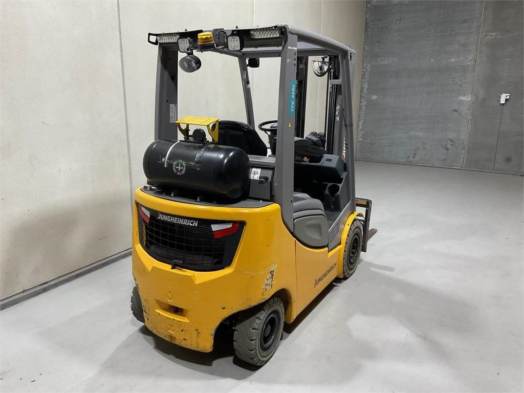 Jungheinrich TFG 316S - Empilhador a gás: foto 2 Jungheinrich TFG 316S - Empilhador a gás: foto 2