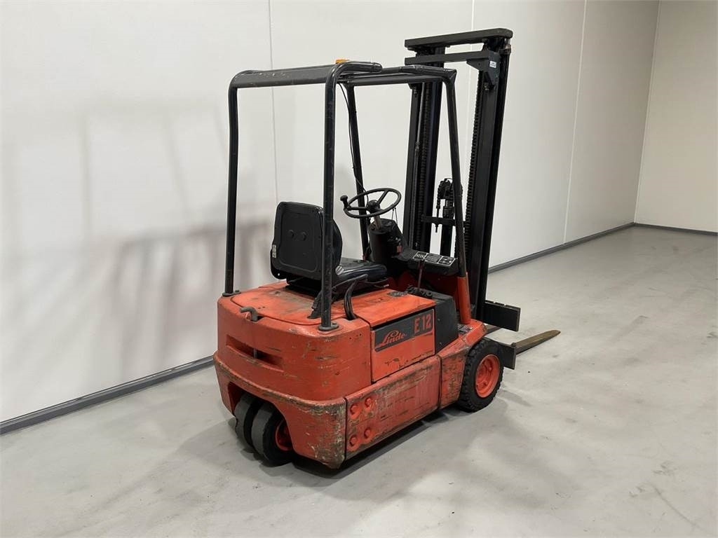 Linde E12 - Empilhador elétrico: foto 2 Linde E12 - Empilhador elétrico: foto 2
