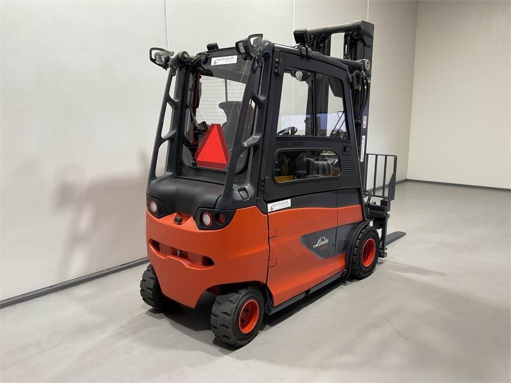 Linde E30/600-02 - Empilhador elétrico: foto 2 Linde E30/600-02 - Empilhador elétrico: foto 2