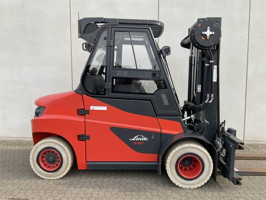 Linde E80-01/900 - Empilhador elétrico: foto 1 Linde E80-01/900 - Empilhador elétrico: foto 1