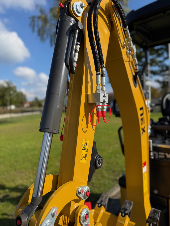 NEX N12 Full - Mini escavadeira: foto 5 NEX N12 Full - Mini escavadeira: foto 5