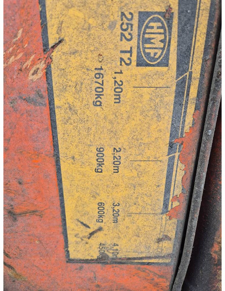 HMF 252-T2 with 2 hydraulic extensions - Grua para camião: foto 4 HMF 252-T2 with 2 hydraulic extensions - Grua para camião: foto 4