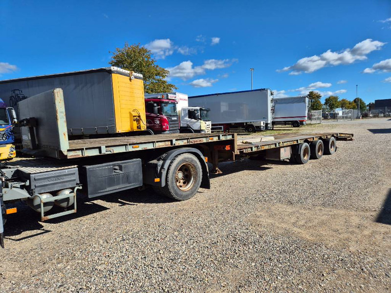 KEL-BERG 3 axle machinetrailer - Semi-reboque baixa: foto 1 KEL-BERG 3 axle machinetrailer - Semi-reboque baixa: foto 1