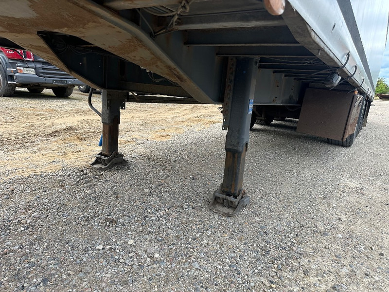Lecitrailer Mega trailer with hydraulic roof / Poultry trailer - Semi-reboque transporte de gado: foto 3 Lecitrailer Mega trailer with hydraulic roof / Poultry trailer - Semi-reboque transporte de gado: foto 3