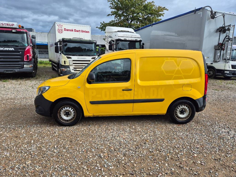 Mercedes-Benz Citan 109 1,5 CDi Kassevogn L - Carrinha de contentor: foto 2 Mercedes-Benz Citan 109 1,5 CDi Kassevogn L - Carrinha de contentor: foto 2