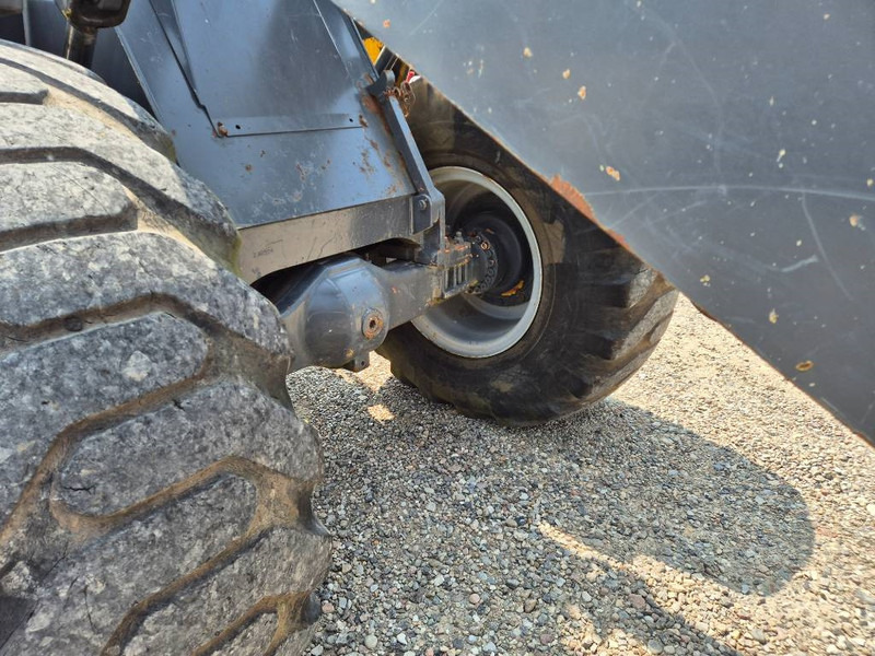 Pá carregadora de rodas O & K L15 With bucket and quickshift: foto 8