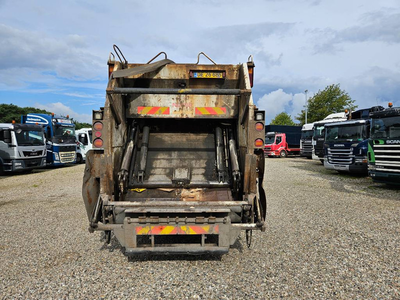 Scania P270 6x2/4 Müllwagen / garbagetruck - Caminhão de lixo: foto 4 Scania P270 6x2/4 Müllwagen / garbagetruck - Caminhão de lixo: foto 4