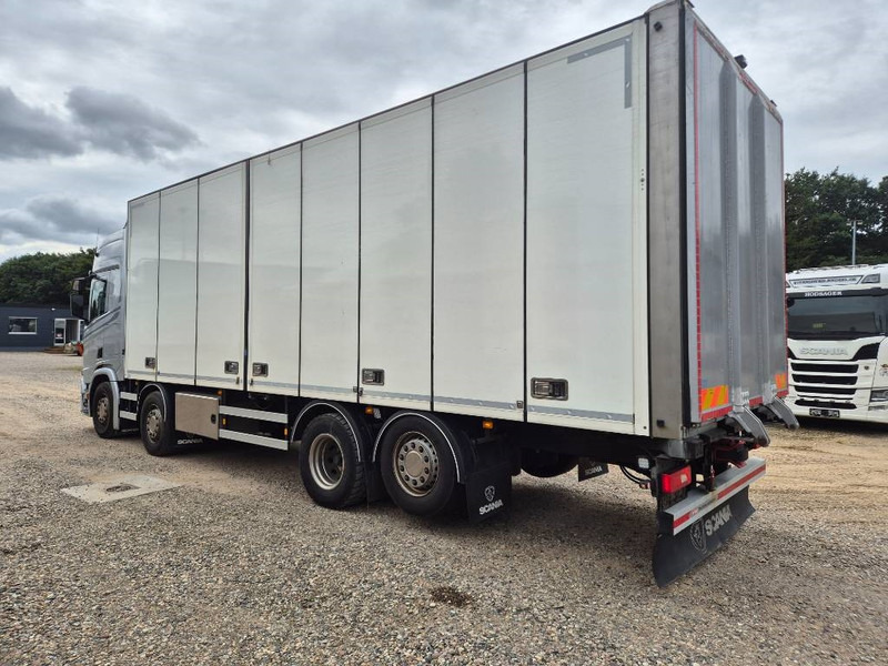 Scania R 500 8x2 //Rampe// Underboring - Camião furgão: foto 4 Scania R 500 8x2 //Rampe// Underboring - Camião furgão: foto 4