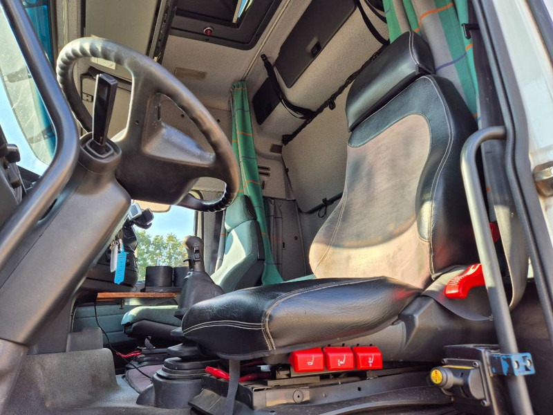 Tractor Volvo FH 12 460 6x2 // Terex 190.2E crane + remote //: foto 17