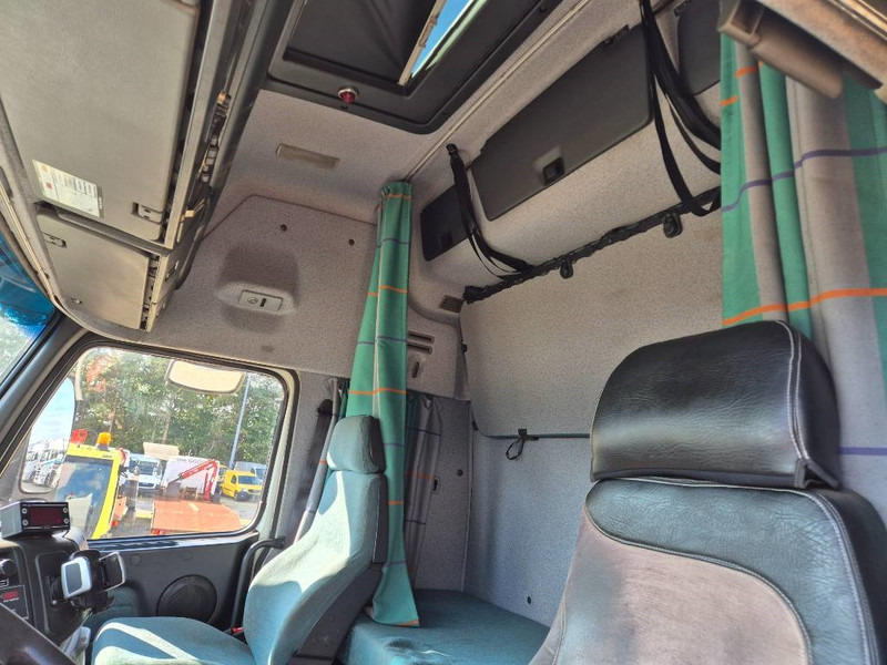 Tractor Volvo FH 12 460 6x2 // Terex 190.2E crane + remote //: foto 19