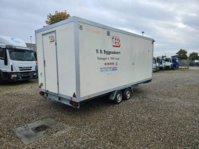 VA 1300 kg Toilet/Bad/omklædning/spiserum - Reboque furgão: foto 5 VA 1300 kg Toilet/Bad/omklædning/spiserum - Reboque furgão: foto 5