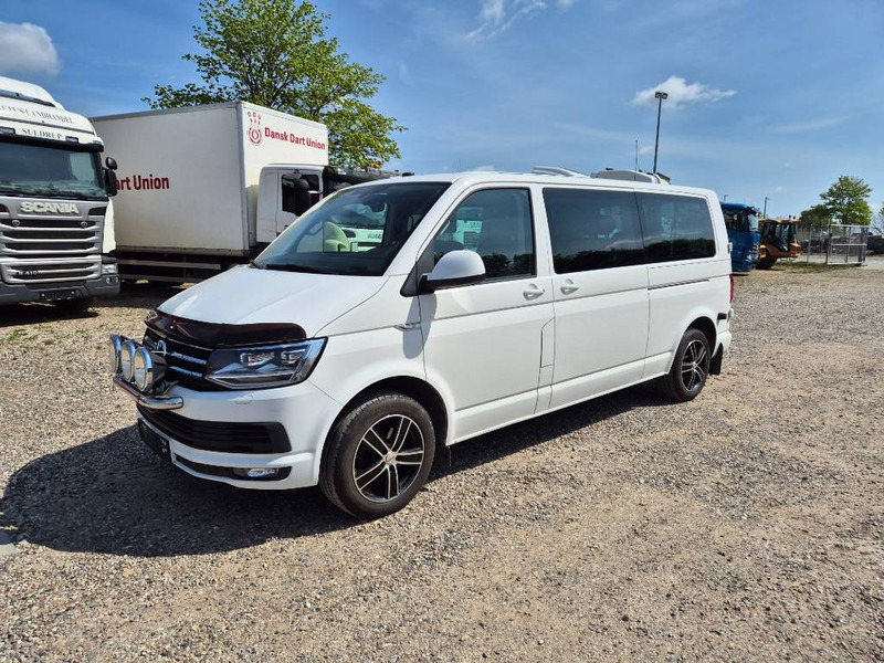 Volkswagen Caravelle 4x4 // 4motion 8 person bus Long - Automóvel: foto 1 Volkswagen Caravelle 4x4 // 4motion 8 person bus Long - Automóvel: foto 1