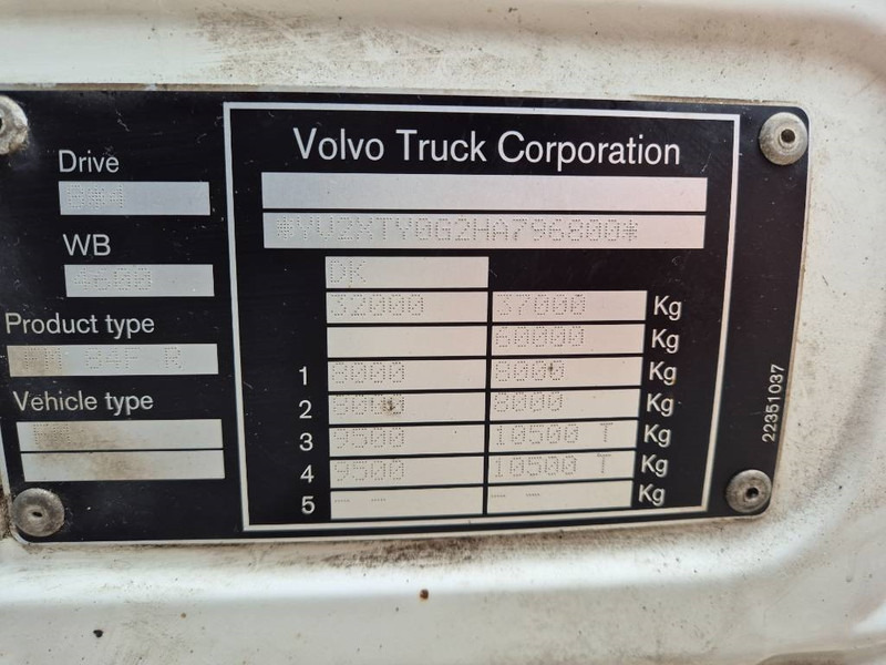 Locação financeira de Volvo FM 460 8x4/4 //HIAB 211 EP-4 // 3 sidetip Volvo FM 460 8x4/4 //HIAB 211 EP-4 // 3 sidetip: foto 17