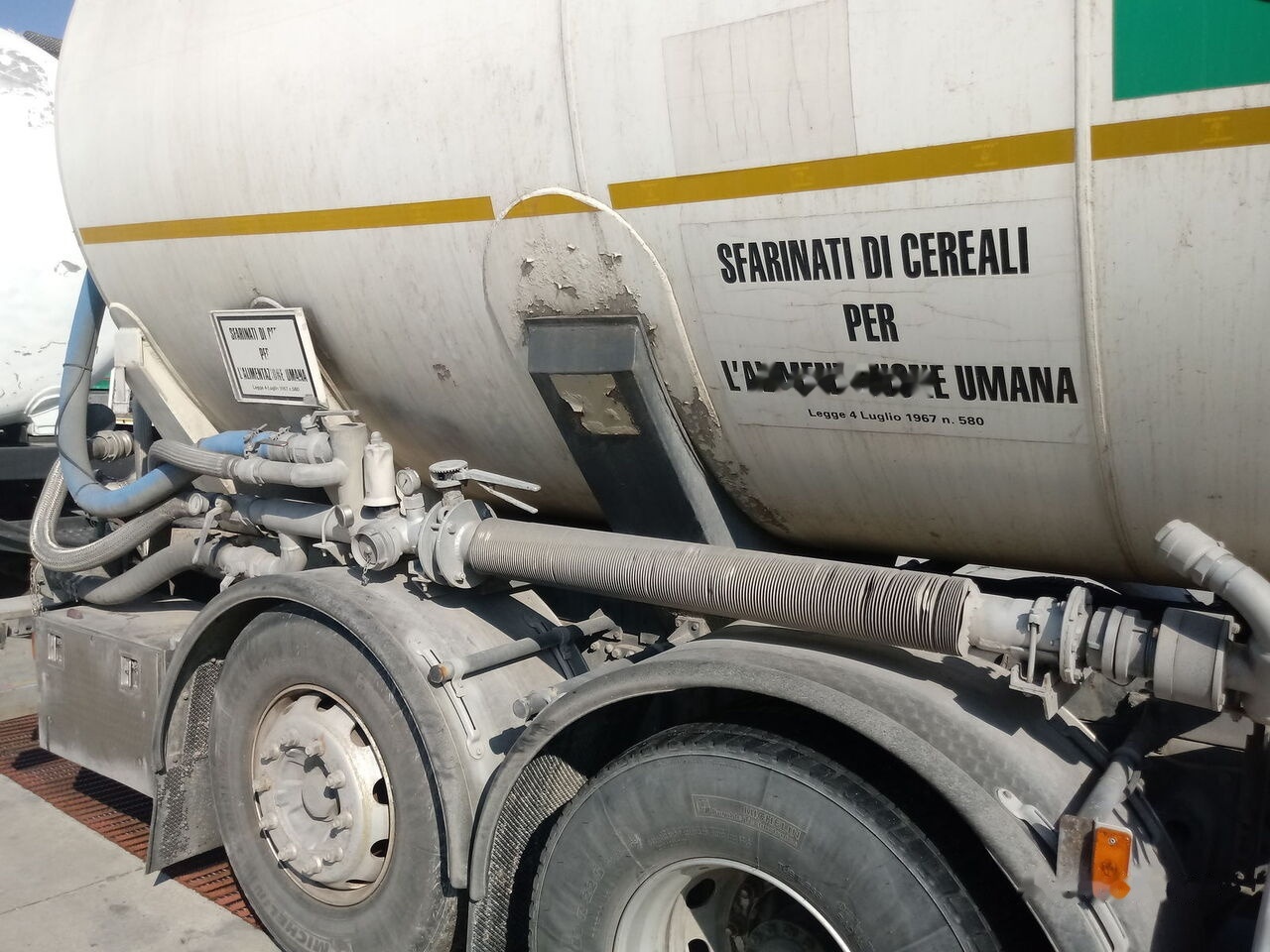 Locação financeira de Renault PREMIUM 450 DXI Renault PREMIUM 450 DXI: foto 7
