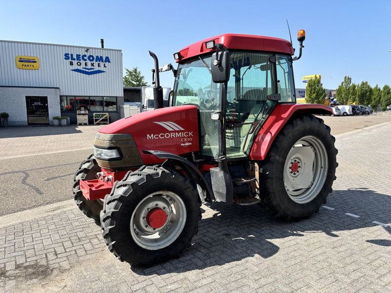 Mc Cormick CX95 - Trator: foto 1 Mc Cormick CX95 - Trator: foto 1