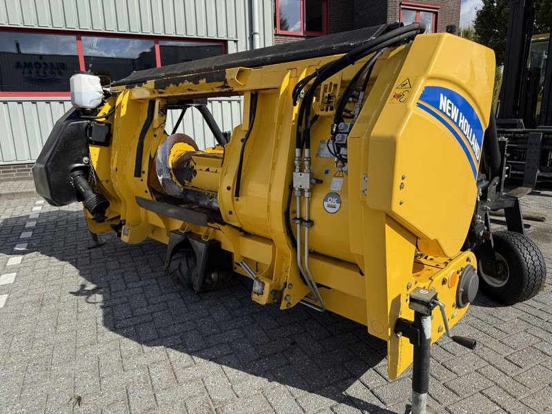 New Holland 300FPE Gras Pickup - Colheitadeira: foto 4 New Holland 300FPE Gras Pickup - Colheitadeira: foto 4