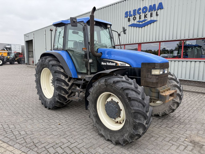 New Holland 8360 Range Command - Trator: foto 4 New Holland 8360 Range Command - Trator: foto 4