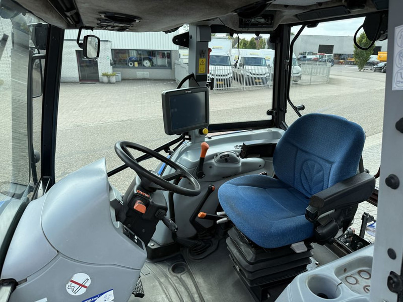 New Holland T5040 CAB + GPS - Trator: foto 5 New Holland T5040 CAB + GPS - Trator: foto 5