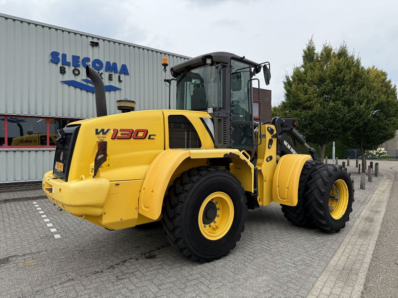 New Holland W130C Tool Carrier - Pá carregadora de rodas: foto 3 New Holland W130C Tool Carrier - Pá carregadora de rodas: foto 3