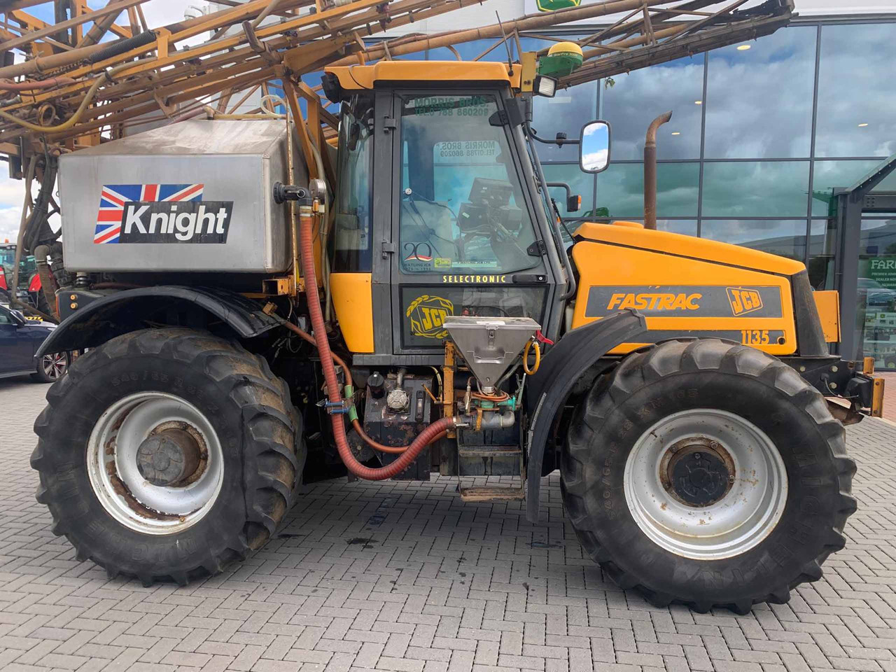Locação financeira de  JCB 1135 Fast and Knight 24MTR Demount Sprayer JCB 1135 Fast and Knight 24MTR Demount Sprayer: foto 16
