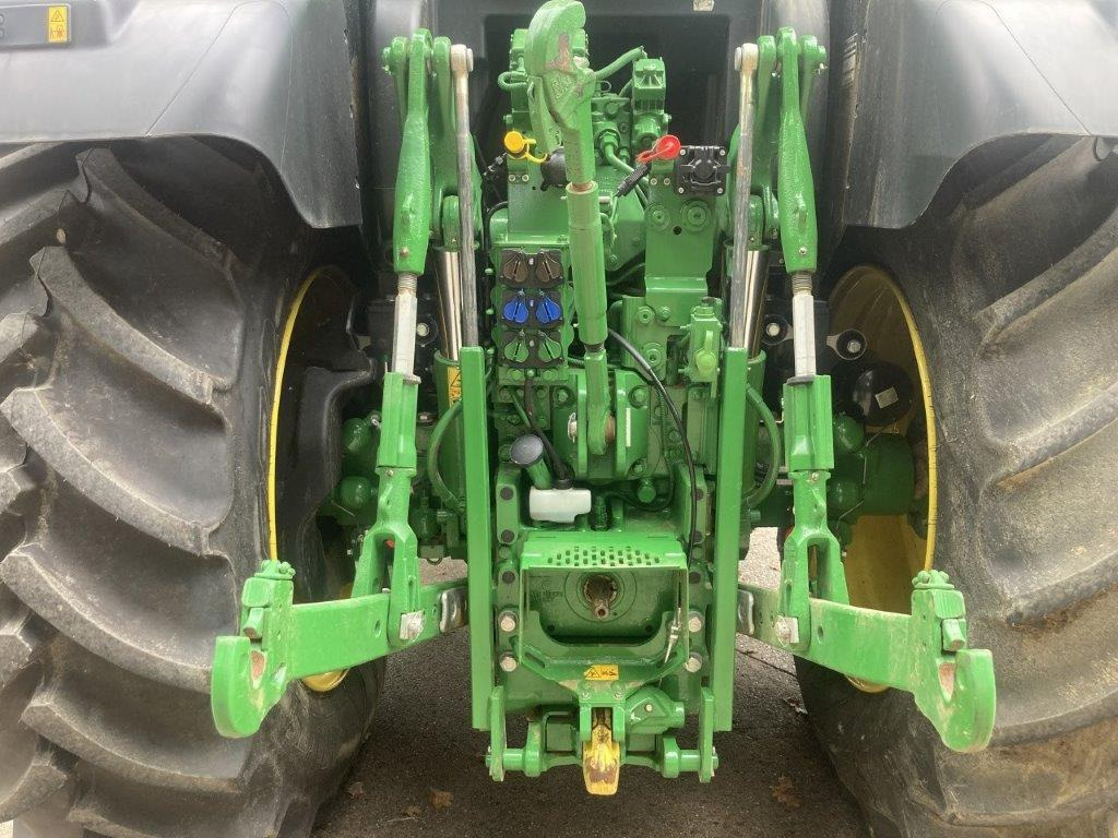 JOHN DEERE 6R 185 - Trator: foto 5 JOHN DEERE 6R 185 - Trator: foto 5