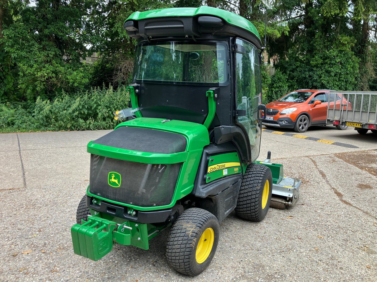 John Deere 1585 out front mower - Cortador de grama: foto 2 John Deere 1585 out front mower - Cortador de grama: foto 2
