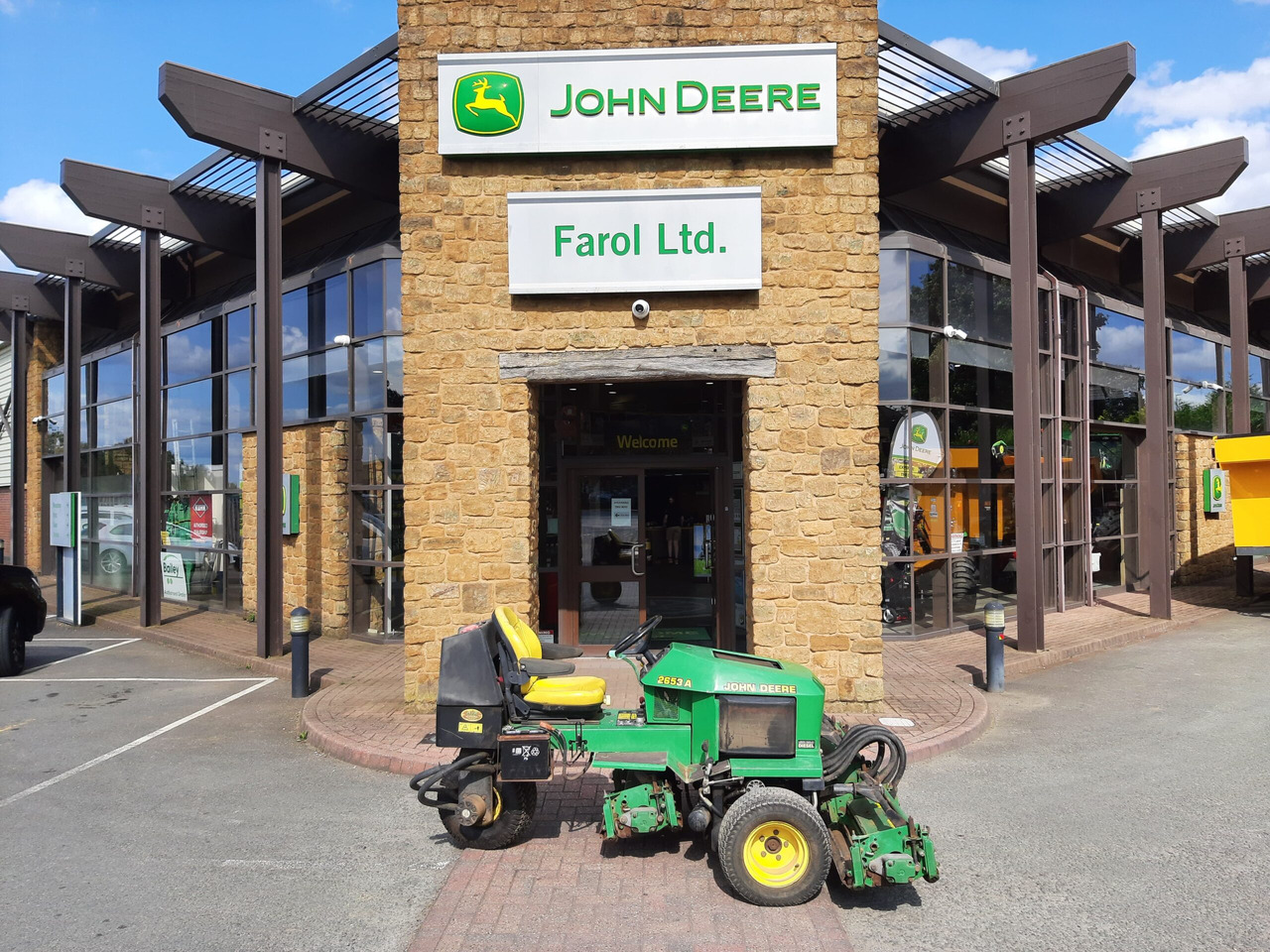 John Deere 2653A utility triple mower - Cortador de grama: foto 2 John Deere 2653A utility triple mower - Cortador de grama: foto 2