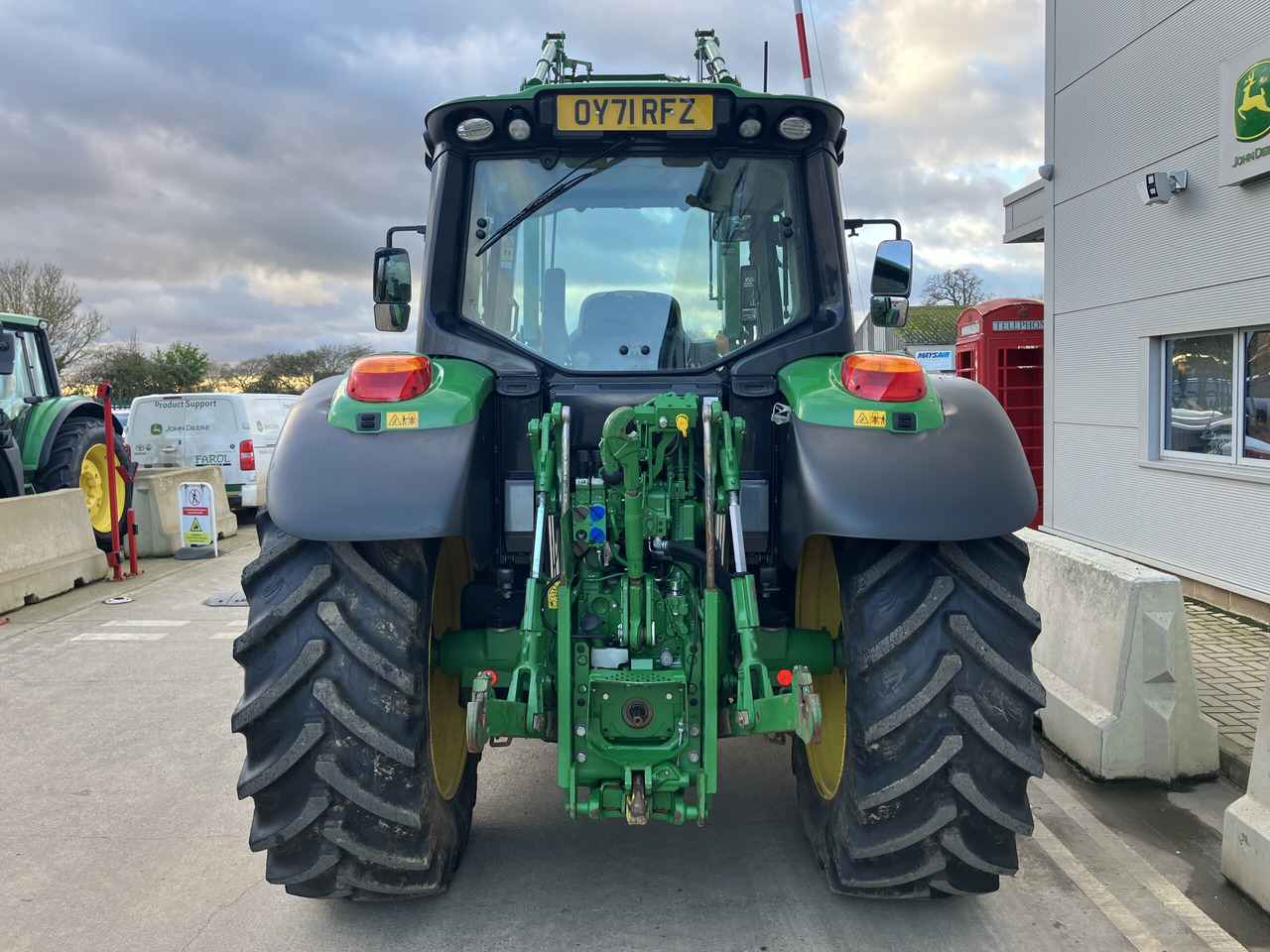 John Deere 6120M - Trator: foto 3 John Deere 6120M - Trator: foto 3